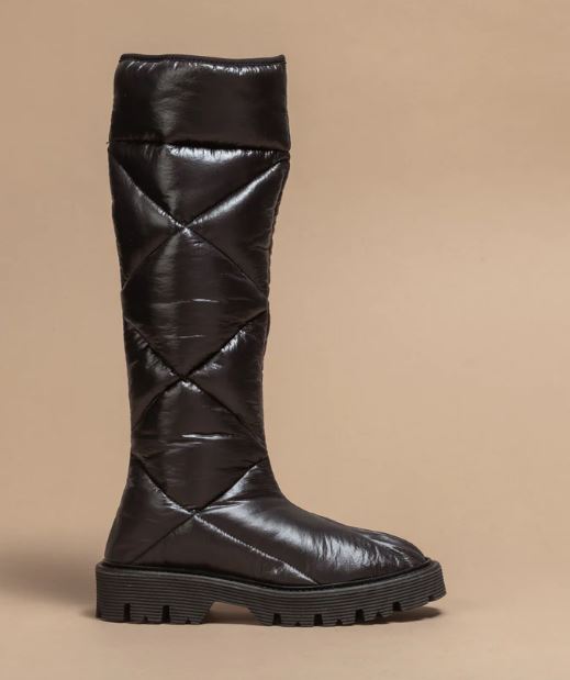 AMATERASU Quilted Nylon boot Black