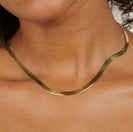 Lady Necklace in Gold thumbnail