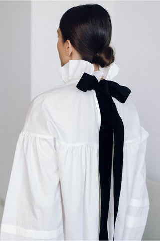 White Lotu double faced organic peace silk camisole black – Maison De Mode