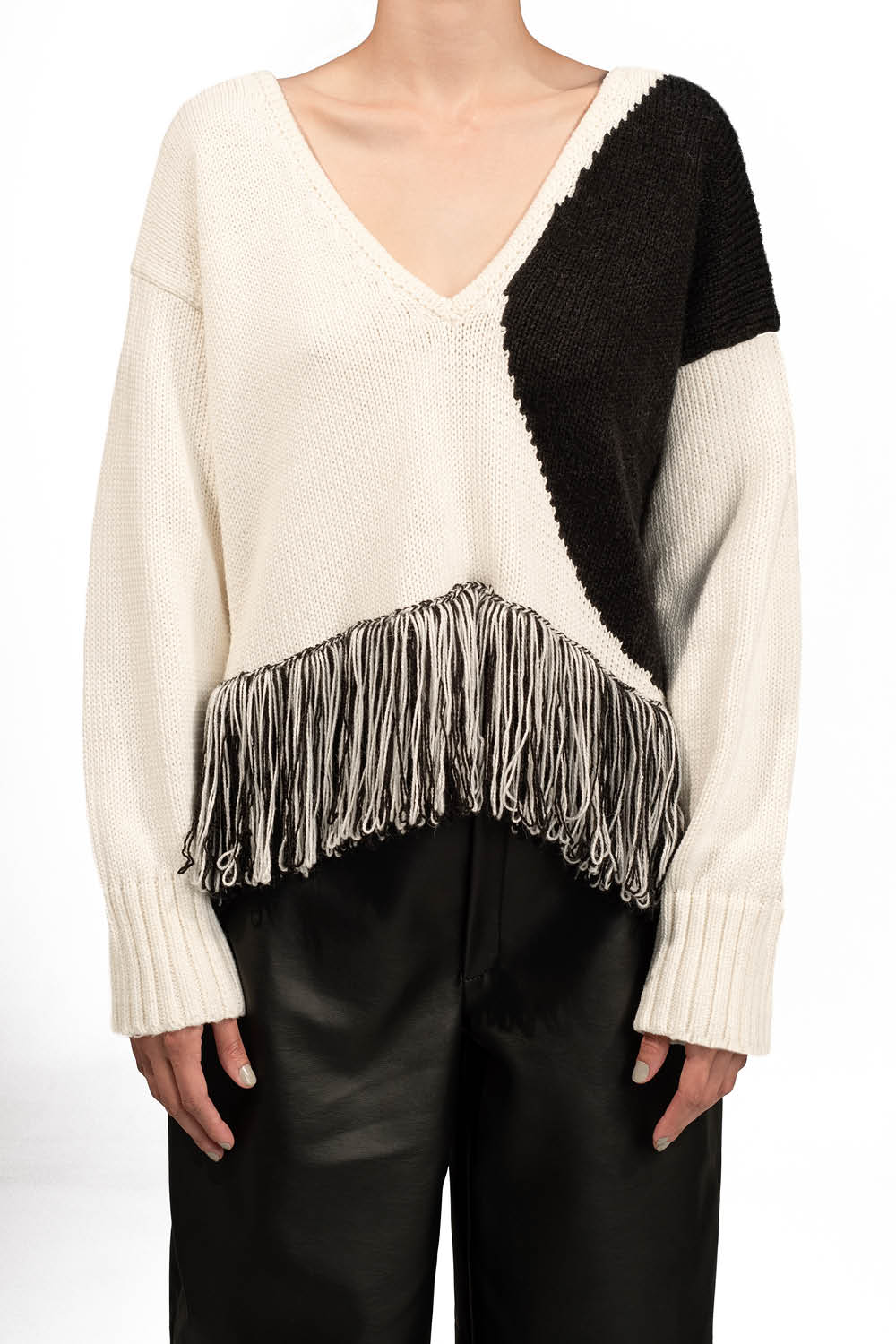 MOON ECLIPSE SWEATER IN IVORY/BLACK